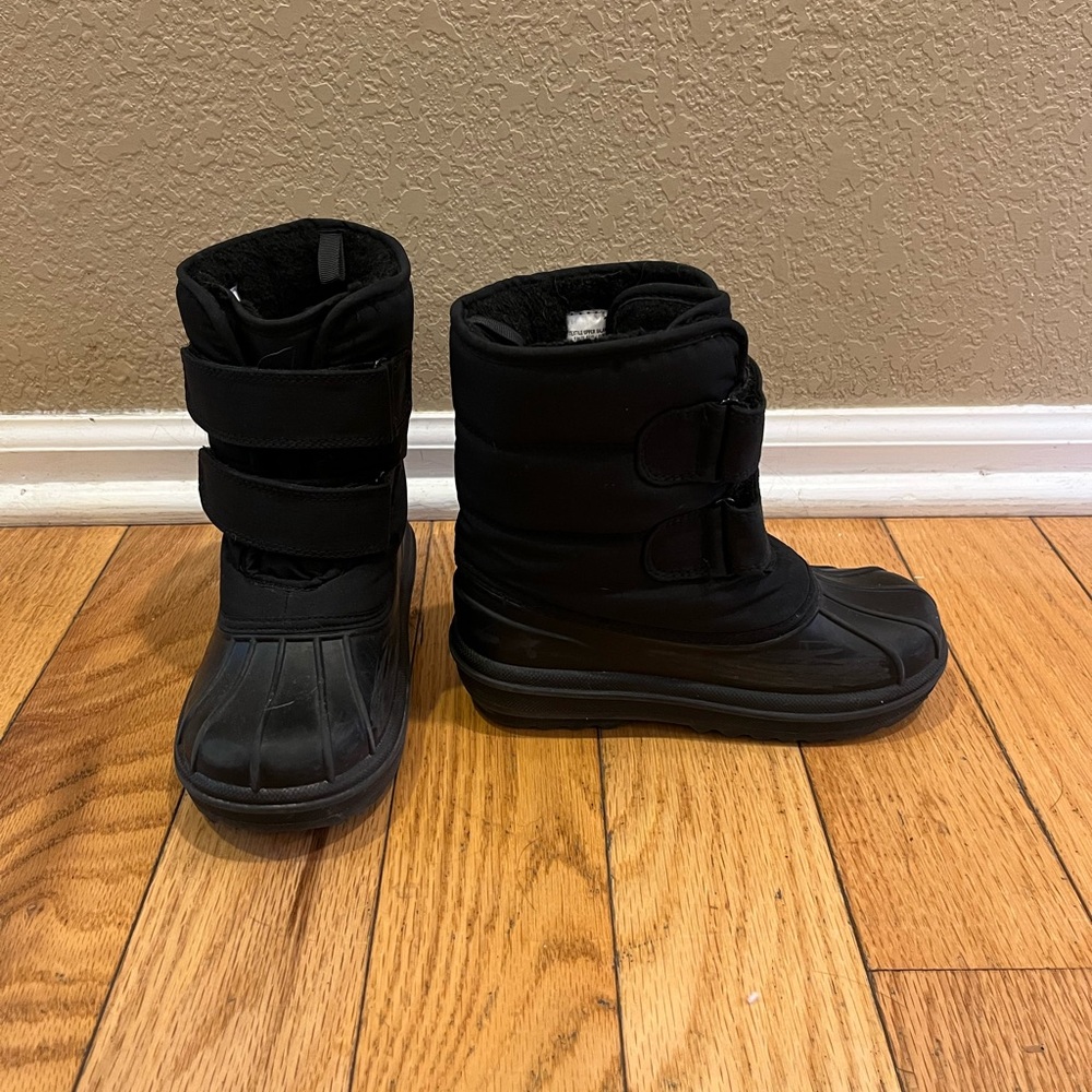 The Children's Place Black Snow Boots